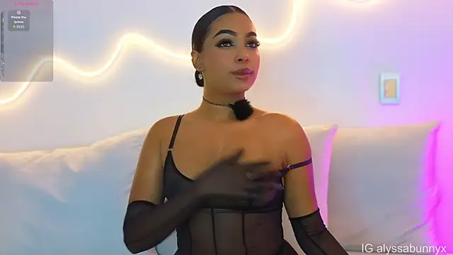 Snapshot of Alyssa_bunnyx chatting on 26, 4, 2026 Alyssa bunnyx online show from 26, 4, 2026