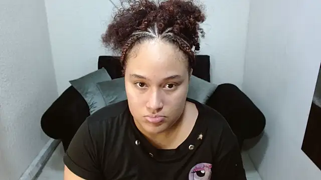 leilanewgirl online show from 24, 3, 2026