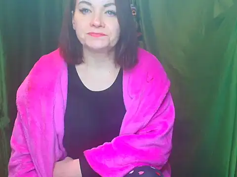 Snapshot of Milana9732 chatting on 12, 4, 2026 Milana9732 online show from 12, 4, 2026