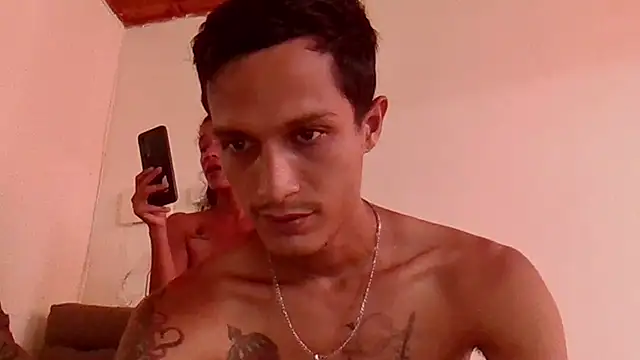 Max and anny online show from 13, 4, 2026