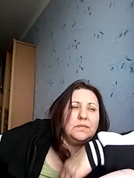 LockyCharm111 online show from 14, 2, 2026