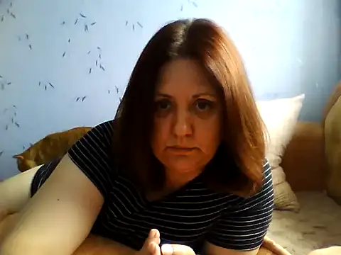 LockyCharm111 online show from 4, 7, 2026