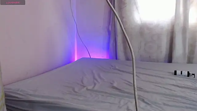 Gigi Moss1 online show from 15, 4, 2026