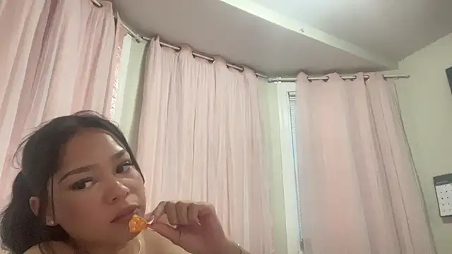 lizabbyyy online show from 10, 6, 2026