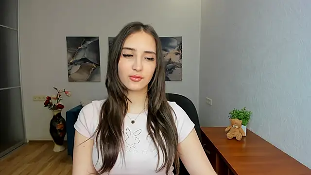 Effy Royse online show from 29, 5, 2026