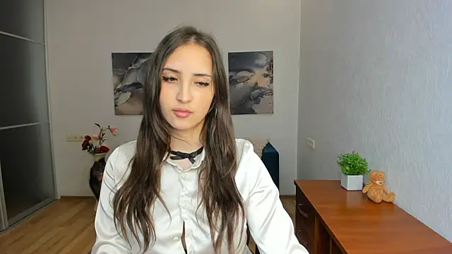 Snapshot of Effy_Royse chatting on 28, 6, 2026 Effy Royse online show from 28, 6, 2026