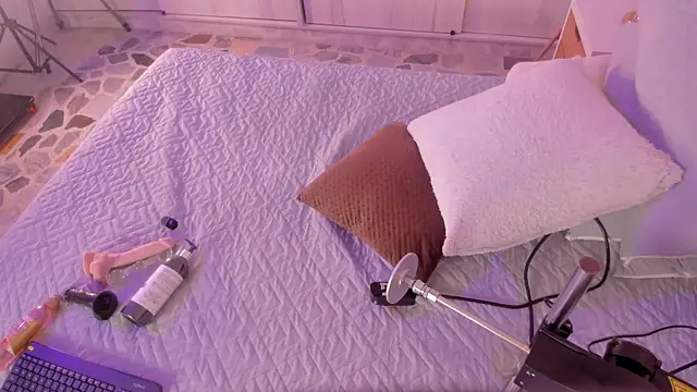 Bunny Blush1 online show from 6, 4, 2026