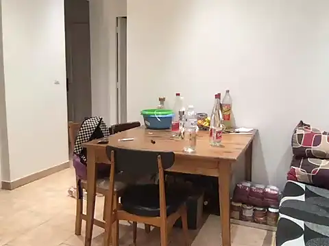 Zerllie online show from 15, 4, 2026