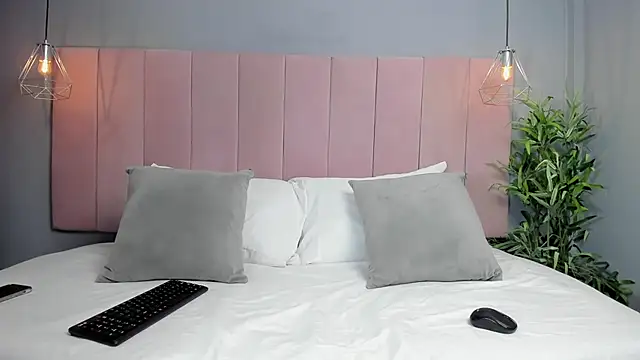 Snapshot of MartinaGrace chatting on 26, 2, 2026 MartinaGrace online show from 26, 2, 2026