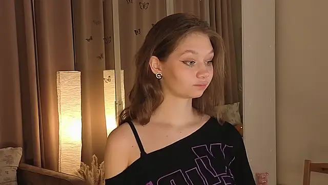 Snapshot of HolliBillig chatting on 9, 3, 2026 HolliBillig online show from 9, 3, 2026