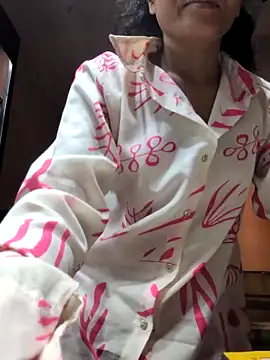 Snapshot of sexysilmy chatting on 17, 6, 2026 sexysilmy online show from 17, 6, 2026
