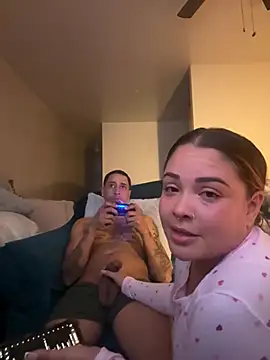 Snapshot of BEEDEEZEE chatting on 15, 4, 2026 BEEDEEZEE online show from 15, 4, 2026