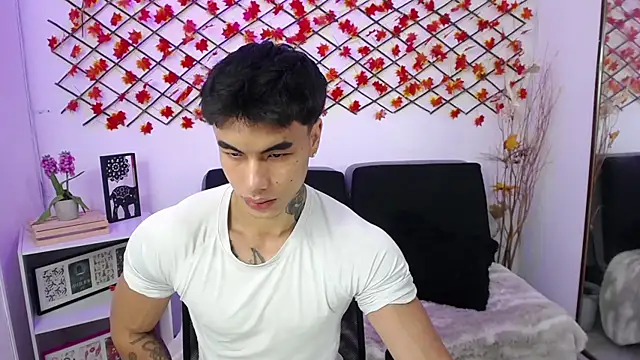 Snapshot of IanWest_ chatting on 25, 2, 2026 IanWest online show from 25, 2, 2026