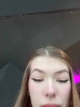 Mia Star69 online show from 4, 3, 2026