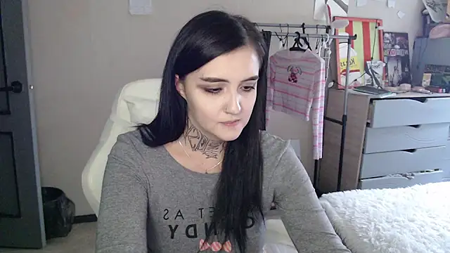 Rin Tozier online show from 16, 7, 2026