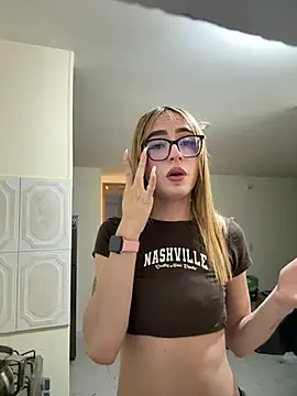 Cassie    online show from 19, 7, 2026