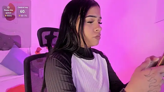 Snapshot of Aisha_Haddad chatting on 13, 2, 2026 Aisha Haddad online show from 13, 2, 2026