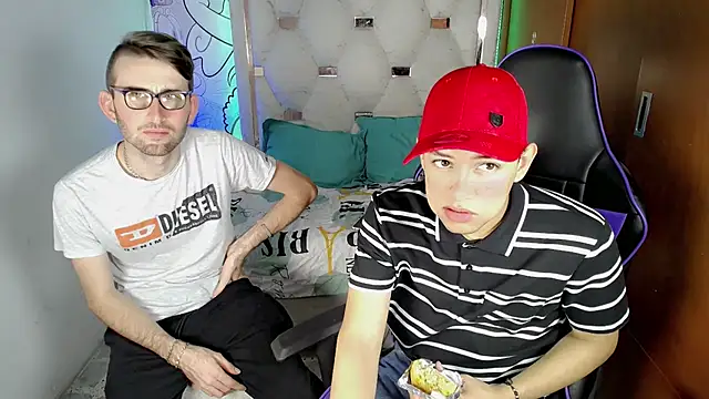 Snapshot of Top_and_bottom chatting on 18, 2, 2026 Top and bottom online show from 18, 2, 2026