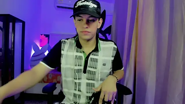 Top and bottom online show from 12, 4, 2026