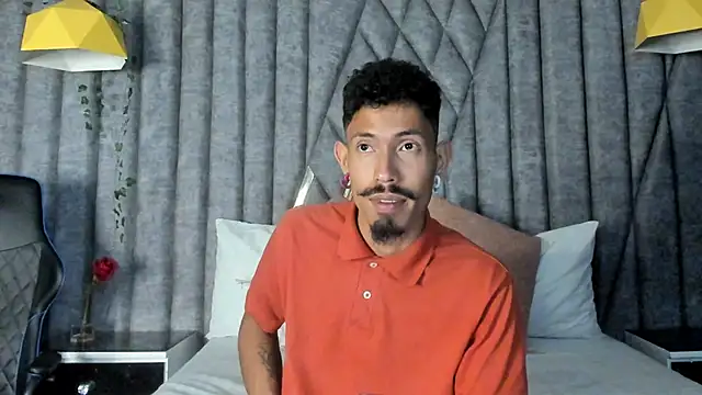 NoaahTylor online show from 22, 2, 2026