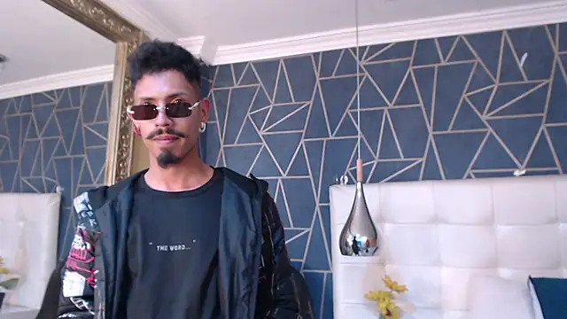 NoaahTylor online show from 24, 2, 2026