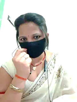 Snapshot of karishma_Bhabhi chatting on 18, 2, 2026 karishma Bhabhi online show from 18, 2, 2026