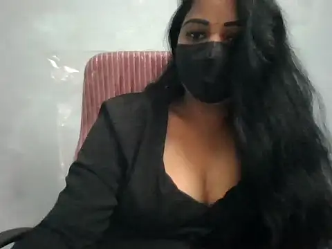 Snapshot of Rathi-priyaa chatting on 3, 5, 2026 Rathi-priyaa online show from 3, 5, 2026