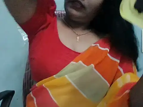 Snapshot of Rathi-priyaa chatting on 5, 5, 2026 Rathi-priyaa online show from 5, 5, 2026