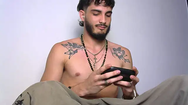 Snapshot of LovexJuxn8 chatting on 22, 2, 2026 LovexJuxn8 online show from 22, 2, 2026