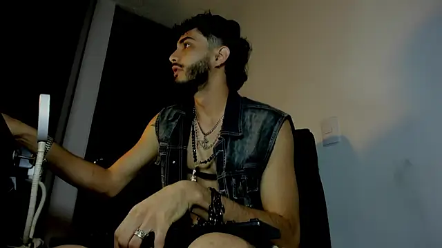 Snapshot of LovexJuxn8 chatting on 24, 2, 2026 LovexJuxn8 online show from 24, 2, 2026