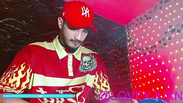 LovexJuxn8 online show from 4, 6, 2026