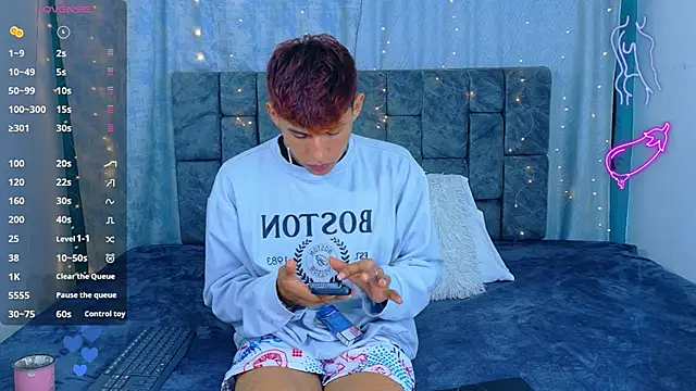 NicolasTorrez online show from 14, 4, 2026