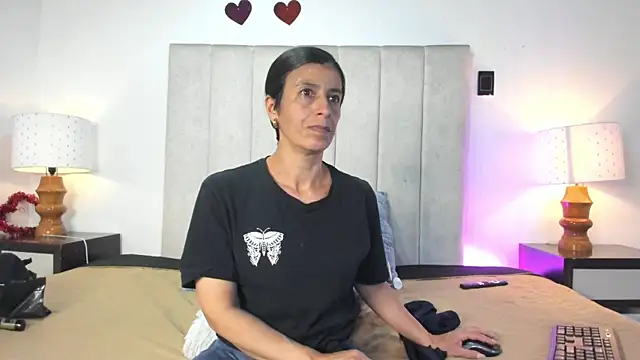 MissMilf  online show from 16, 7, 2026