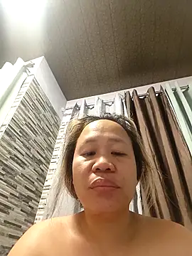 squirtshantal online show from 5, 4, 2026