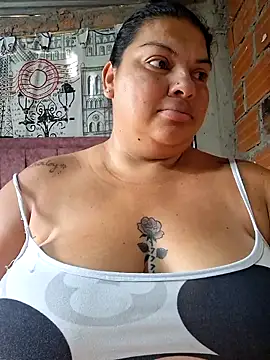 Juli Powl online show from 3, 3, 2026