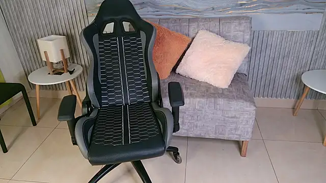 Abby18  online show from 27, 2, 2026