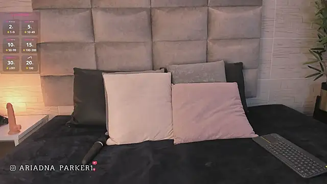 ariana  parker online show from 11, 4, 2026