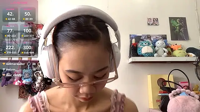 GloryKulikowski online show from 27, 3, 2026