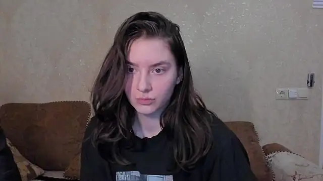 love lina muuur online show from 20, 2, 2026