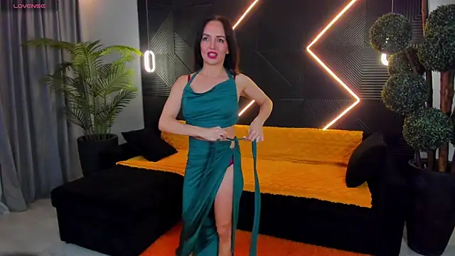 Shanita moon online show from 8, 7, 2026
