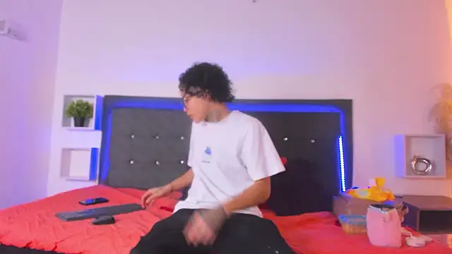 Ale cuzz online show from 17, 3, 2026