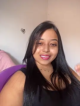Emmily hott online show from 3, 6, 2026