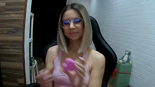 IceMayes online show from 1, 4, 2026