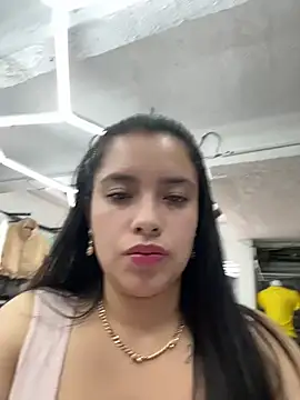 Snapshot of Miss_Bella_Flame chatting on 25, 7, 2026 Miss Bella Flame online show from 25, 7, 2026