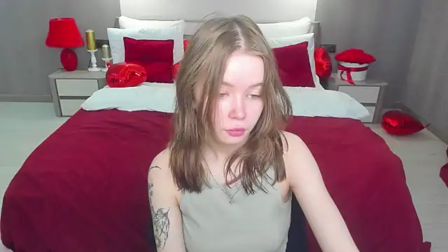 Snapshot of Violetta__Dreams chatting on 2, 3, 2026 Violetta Dreams online show from 2, 3, 2026