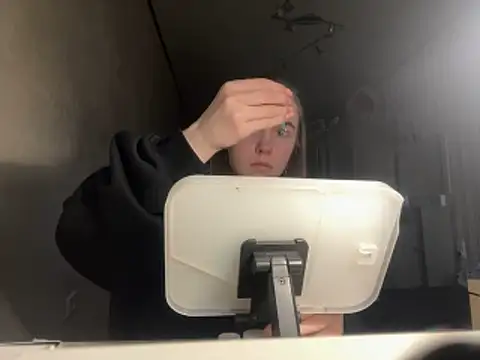 Snapshot of melissashineee chatting on 27, 2, 2026 melissashineee online show from 27, 2, 2026