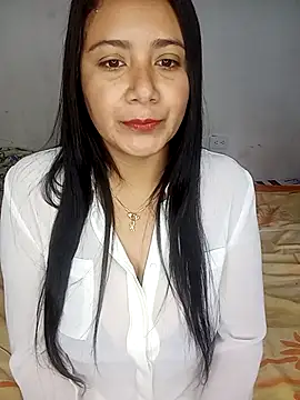 Gissele Rubi online show from 6, 3, 2026