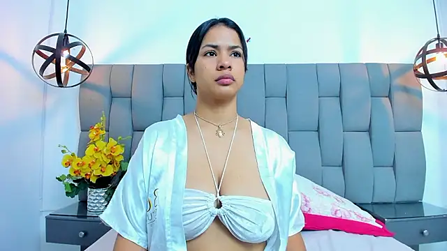 lunavarela online show from 21, 2, 2026