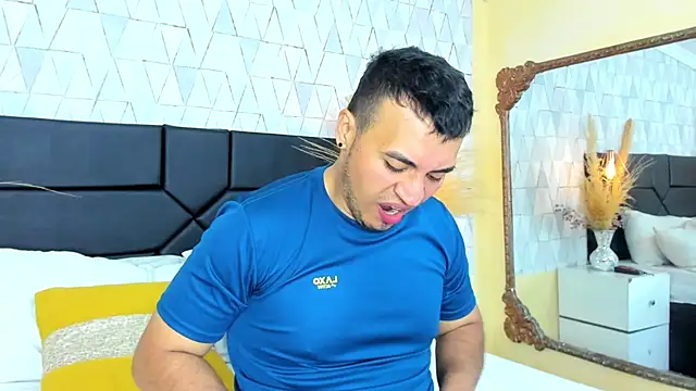 Snapshot of AronGarcia chatting on 21, 2, 2026 AronGarcia online show from 21, 2, 2026