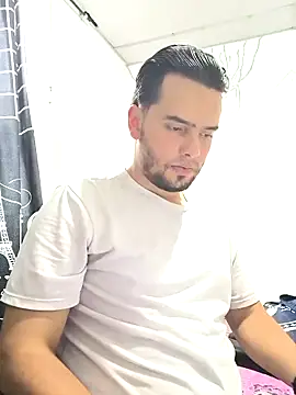 angel leon01 online show from 17, 2, 2026